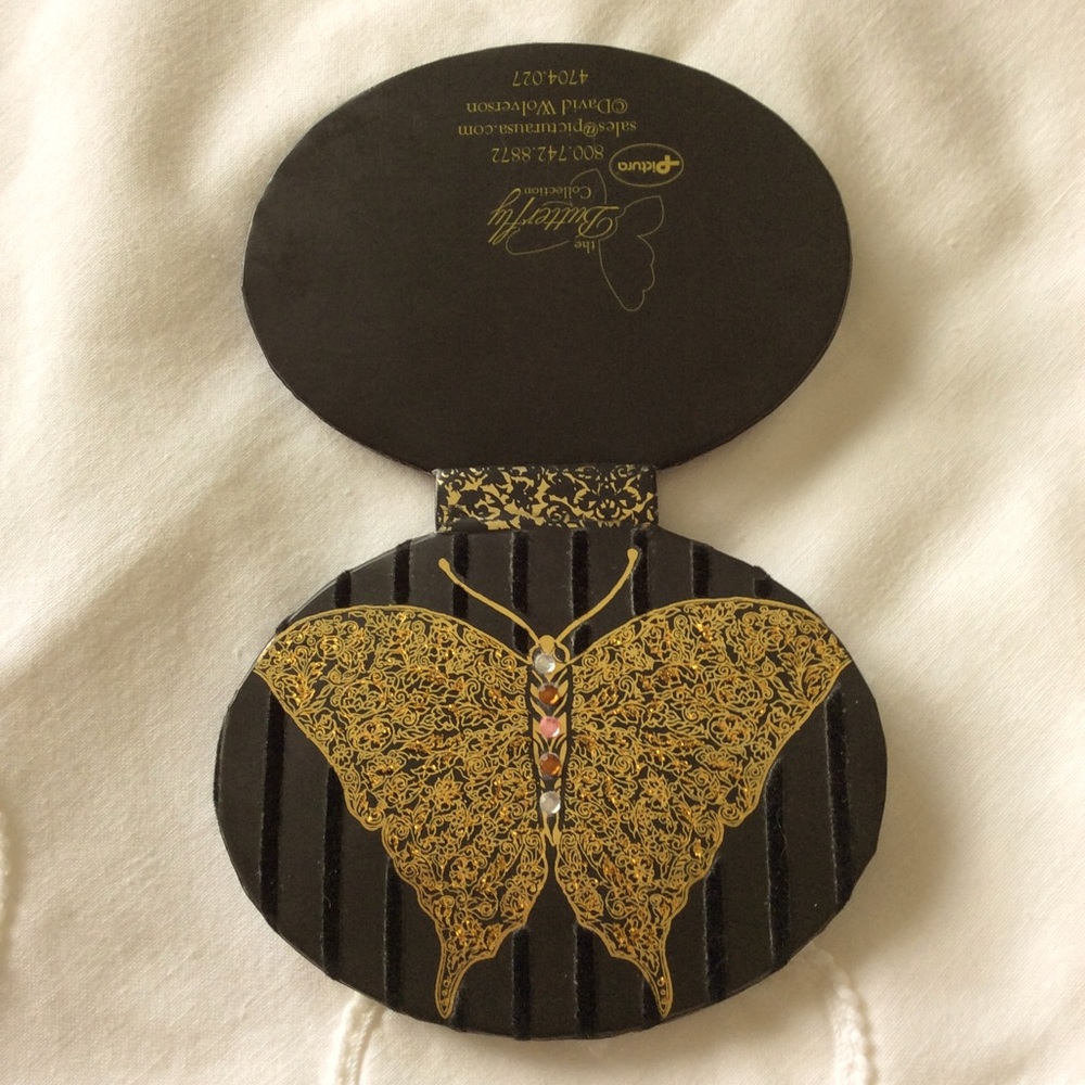 NWOT Mirror with beautiful gold filigree butterfly